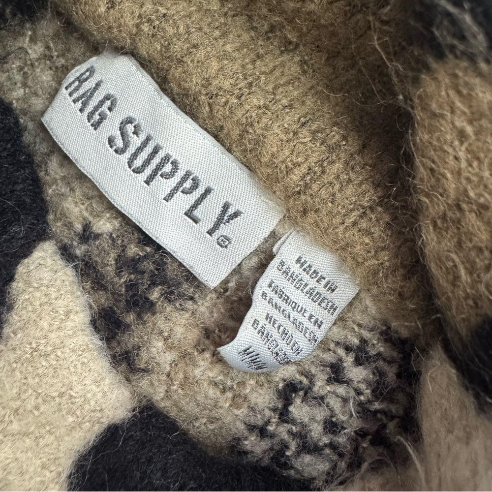 Rag supply cheetah print sweater pull over turtle neck animal print furry fuzzy - Picture 8 of 11